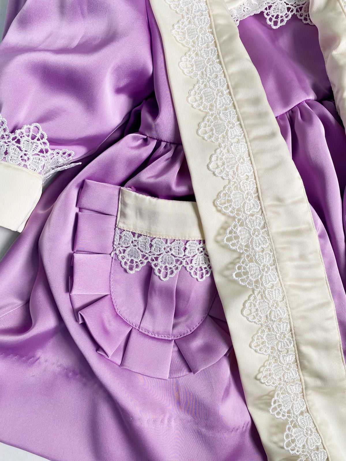 Lilac night gown and night coat set