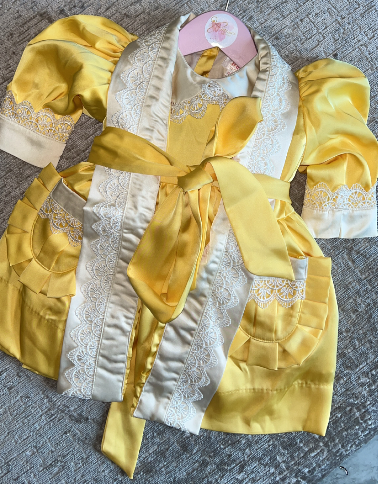 Lemon night gown and night coat set