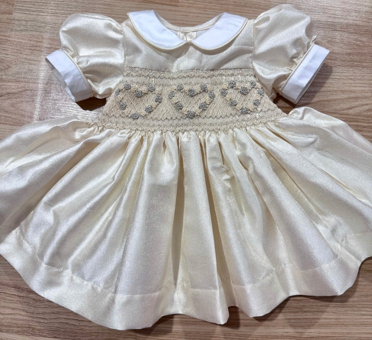 Pre order Exclusive ‘Pearl’ smock dress
