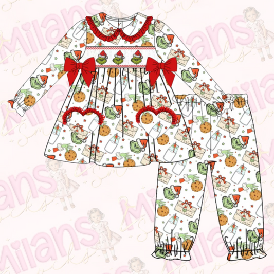 Pre order girls grinch smock pyjamas