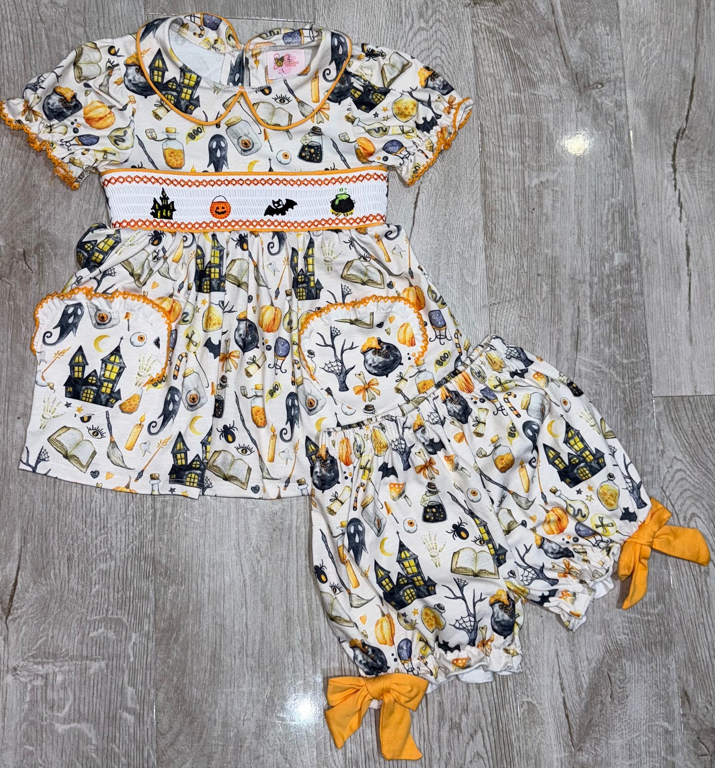 Girls Halloween smock pyjamas