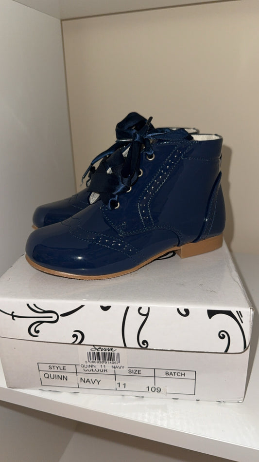 Girls navy patent boots